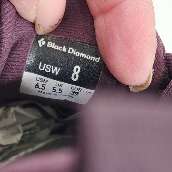 Black Diamond Plum Footwear - Picture 5 of 5